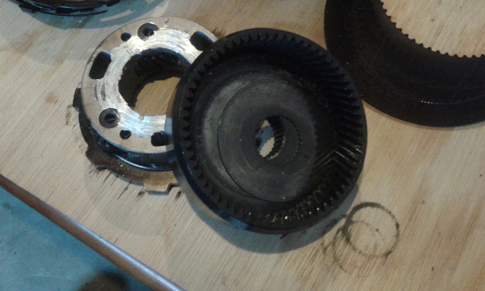 46RH teardown-20150329_124044.jpg