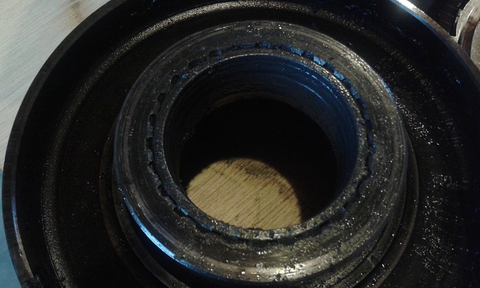 46RH teardown-20150329_124210.jpg
