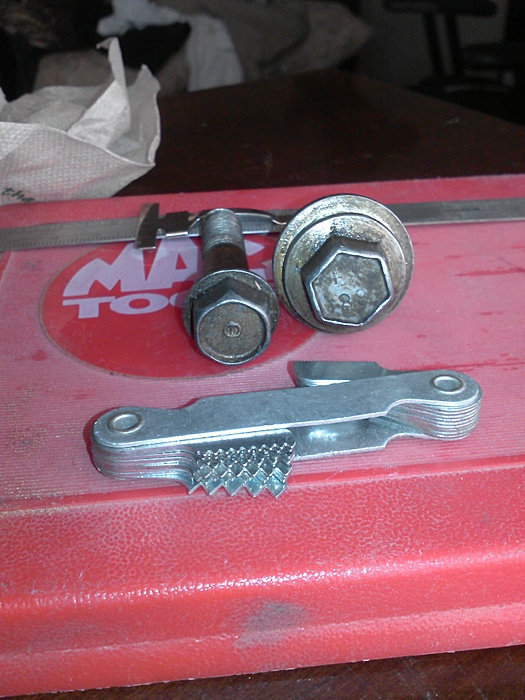 Missing transmission bolts and starter bolts-cam04081.jpg