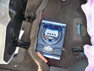 Amp install how to??-100_0332.jpg