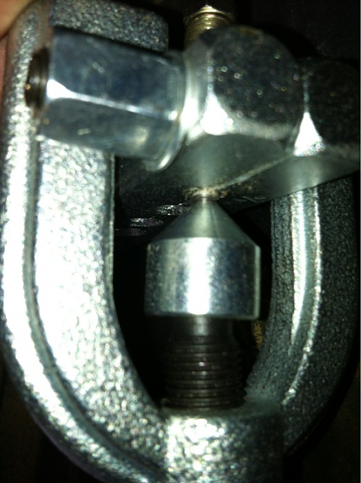 Flaring new brake lines-image-190258912.jpg