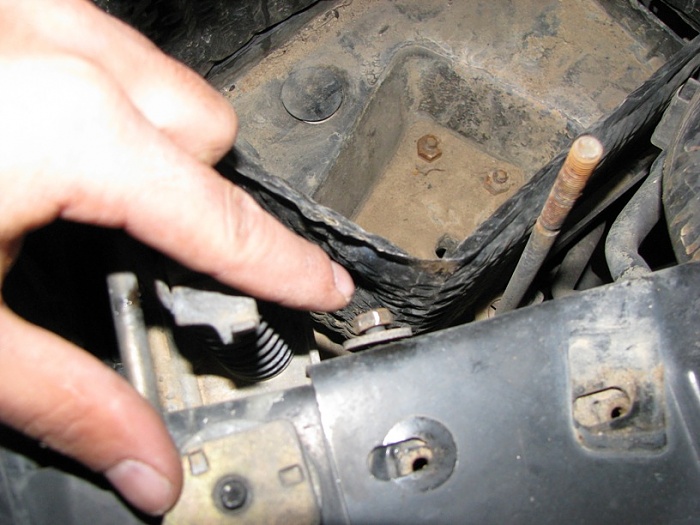 Cooling System Upgrade-02-remove-battery-remove-bolt.jpg