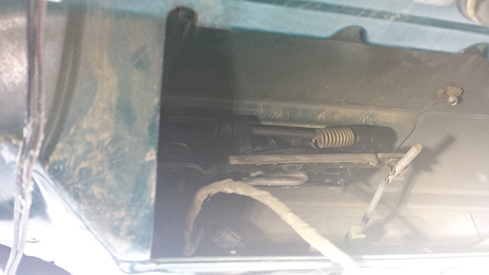 Fixing rear hatch latch 97+-hqrym4b.jpg