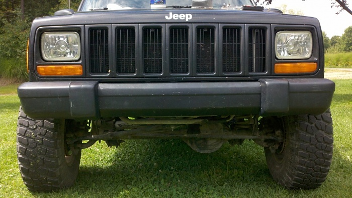 xj stock front bumper trim and mod-2011-08-31_13-16-54_388.jpg