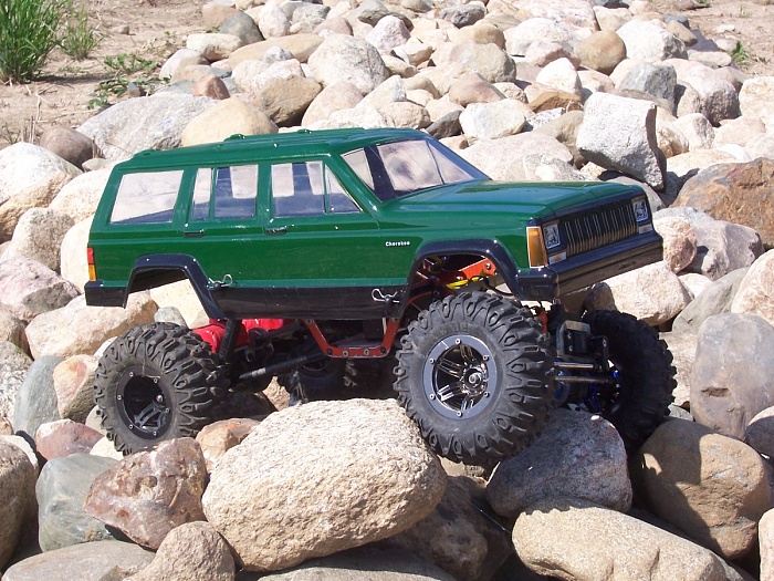 Just for laugh's... Scaled Cherokee RC crawler-100_0624.jpg
