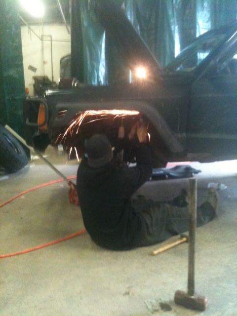 The Homebrew Jeep Mod Thread-wheelwellfolding.jpg