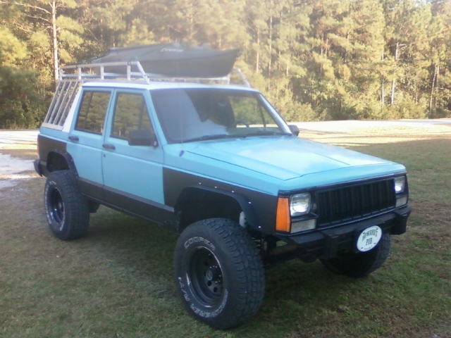 Jeep XJ Truck- roofrack/dogbox build-withrack2.jpg
