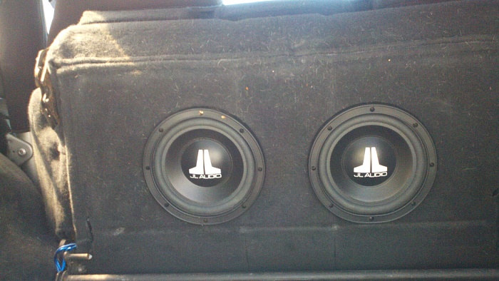 Sub box modification more room to work with-forumrunner_20121226_181256.jpg