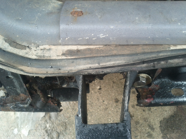 need help with a rear bumper-forumrunner_20130107_072521.jpg