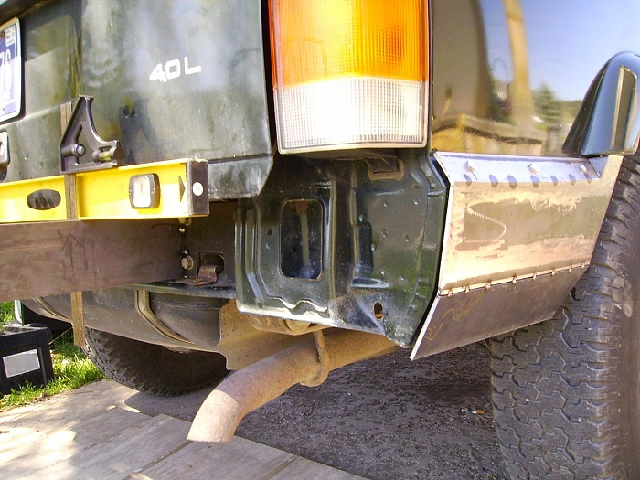 Another Rear Bumper-quarterpanel-plate.jpg