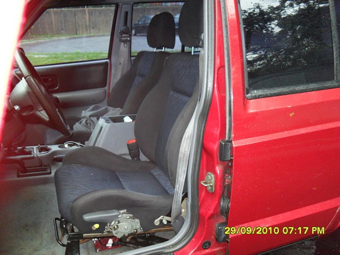 Subaru WRX seats in an XJ? Why not-sam_0361.jpg