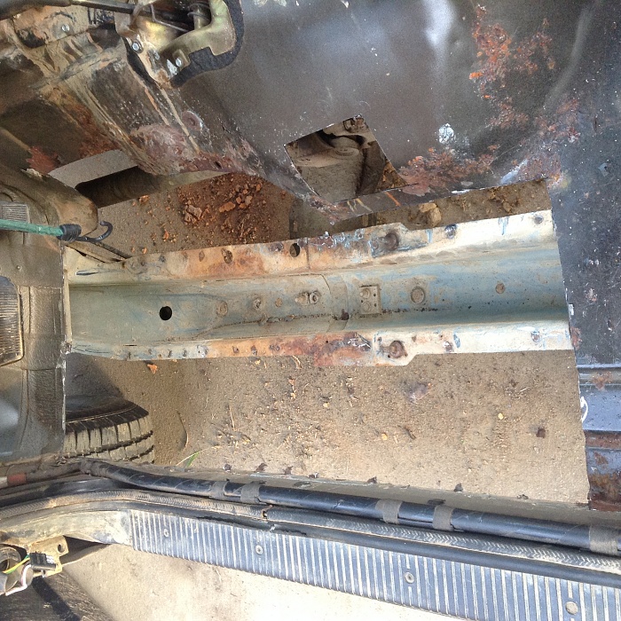 Jeep XJ Floor Board Rust Repair and Bedlining-img_5966.jpg