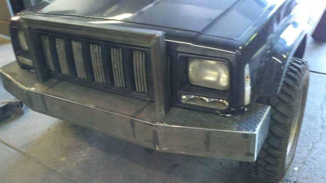 Deer-dozer front bumper-forumrunner_20110606_203640.jpg