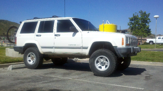 rocker panel removal and installation of rock sliders?-forumrunner_20110622_203545.jpg