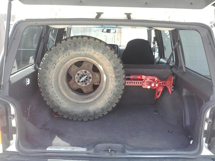 Home brew spare tire mount-405371_2822100597605_1411655300_32030653_701191881_n.jpg