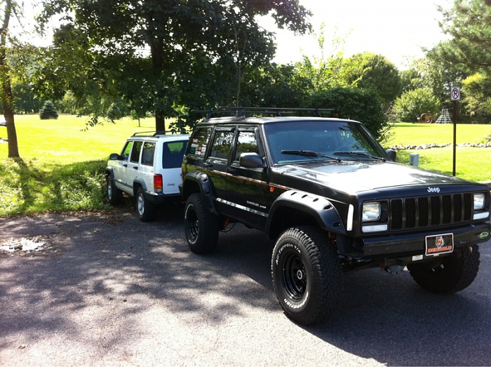 Your XJ Parked Next to a Stock Xj Picture Thread!-image-3934625524.jpg