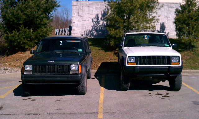 Your XJ Parked Next to a Stock Xj Picture Thread!-forumrunner_20120327_092125.jpg