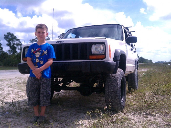 post the favorite picture of your jeep.-forumrunner_20120331_201950.jpg