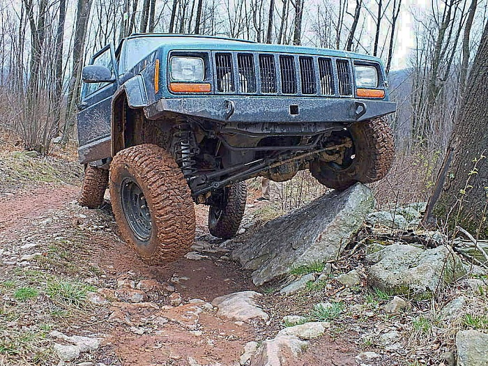 post the favorite picture of your jeep.-lunapic-xj.jpg