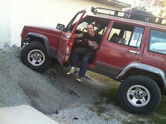 New "you know you drive an xj when"-image-2125975574.jpg