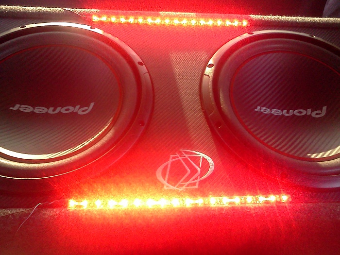 Subwoofer L.E.D's-img200.jpg