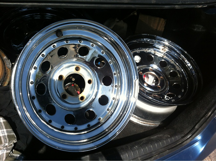 Craigslist rusted rims makeover found for 75-image-1622095610.jpg