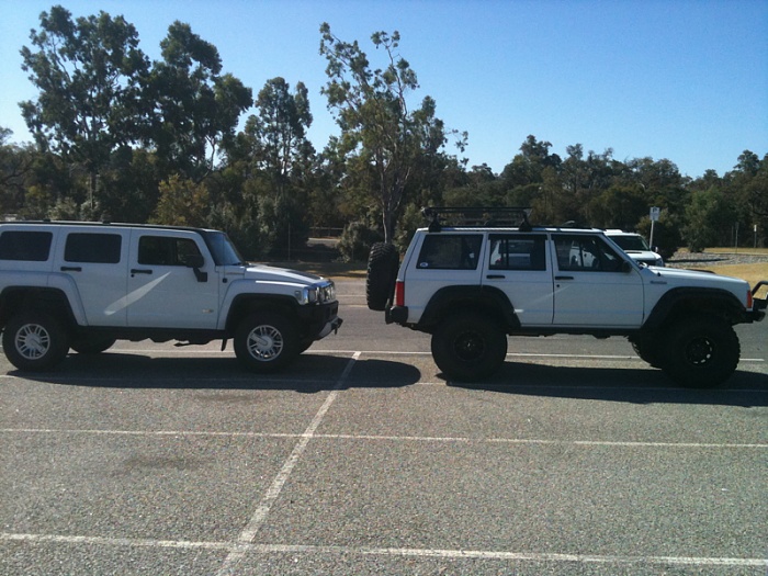 Is the H3 What the XJ Would Have Become?-image-3866221310.jpg