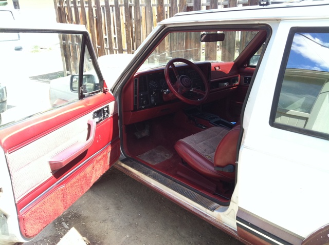 1984-86 Cherokees-jeep-002.jpg