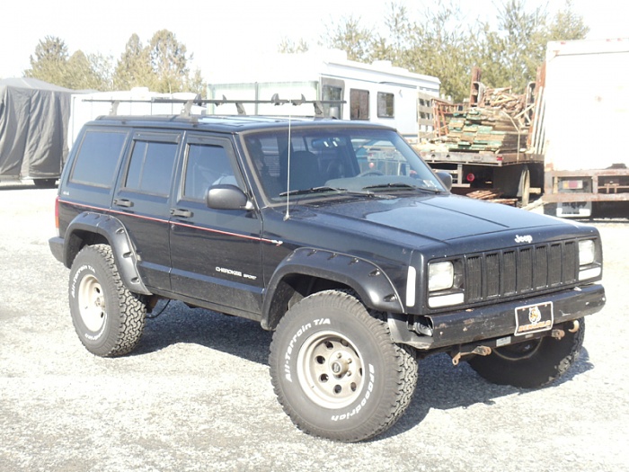 32" tire-image-559006637.jpg