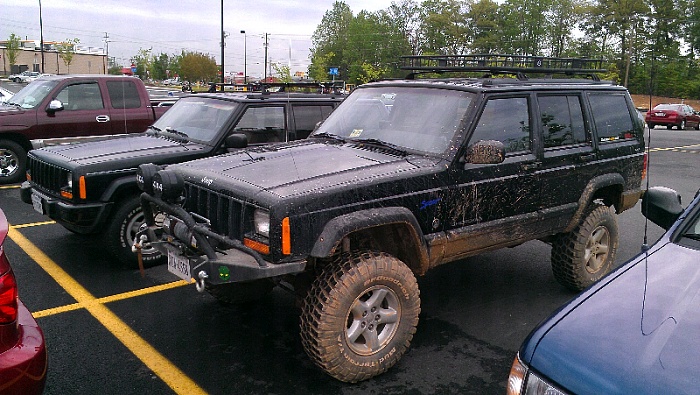 Your XJ Parked Next to a Stock Xj Picture Thread!-forumrunner_20120503_085726.jpg
