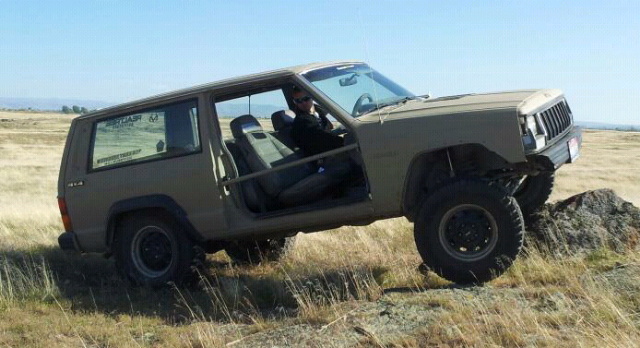 89xj paint job-forumrunner_20120506_183630.jpg