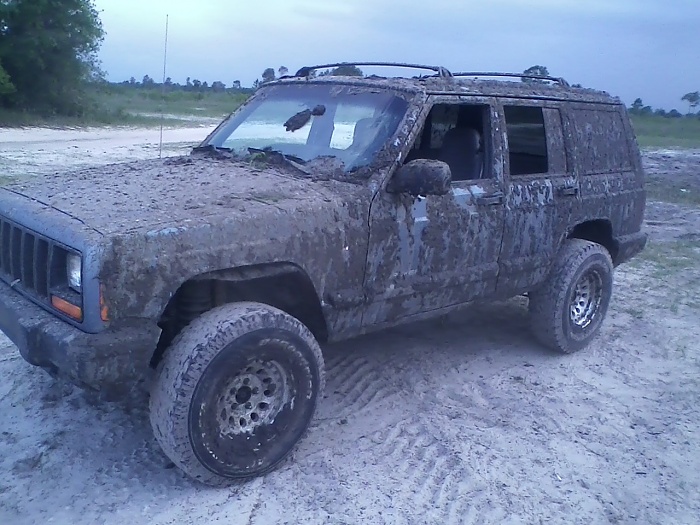 any hope for this fallen XJ?-2.jpg