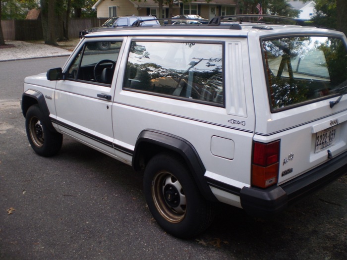 What did you do to your Cherokee today?-95-2-door-white.jpg