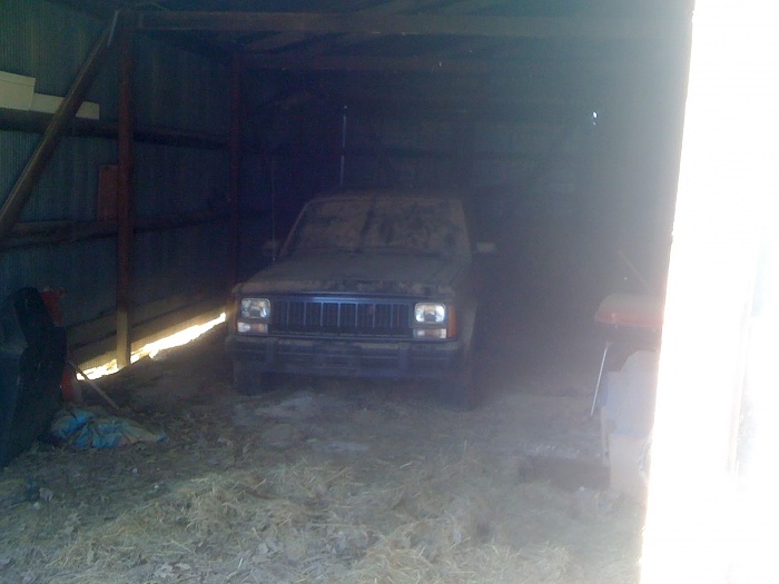 New "you know you drive an xj when"-jeep-sat.jpg