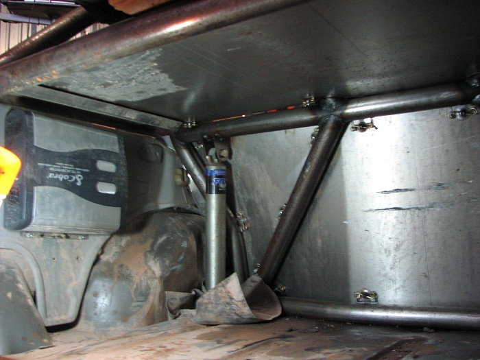 rear cage for shocks-wenden-box-canyon-021.jpg