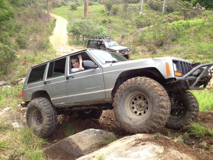 lift setup-tires2.jpg