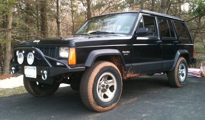 post the favorite picture of your jeep.-clean_muddy_jeep.jpg
