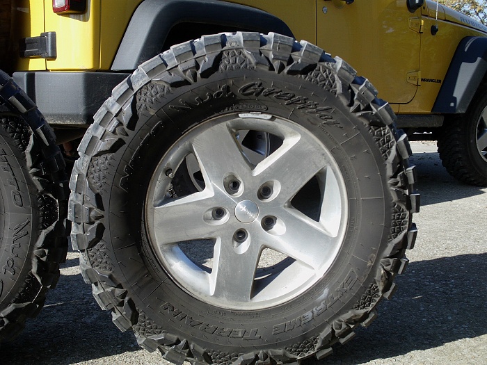 Whos running the wrangler rims?-t2ec16hhjgye9nookpznbqfetzhfb-60_57.jpg