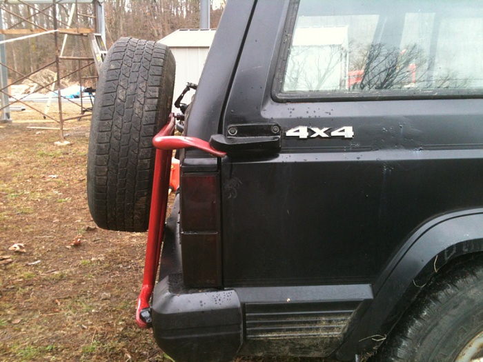 Factory tire carrier installed!-image-88413276.jpg