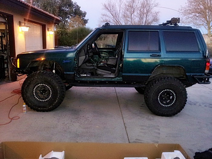 What did you do to your Cherokee today?-20121208_165209-resized.jpg