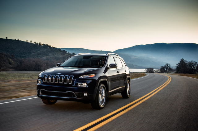 2014 Jeep Cherokee-ku-xlarge.jpg