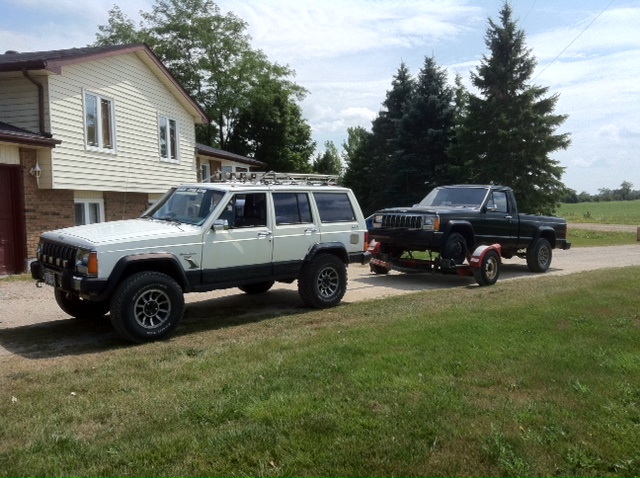 Does your xj have a name? If so let us know.-followed-home.jpg