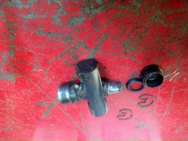 What did you do to your Cherokee today?-dshaftrearunipooched.jpg