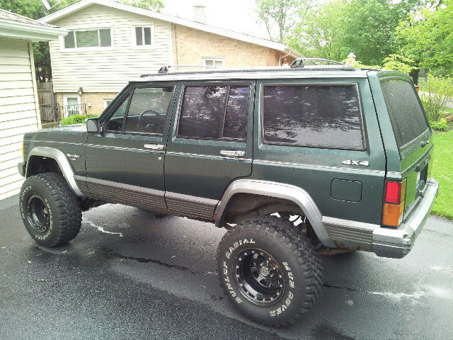 Cherokee's with 4.5'' lift or less and 32&quot; or bigger-forumrunner_20130707_142713.jpg