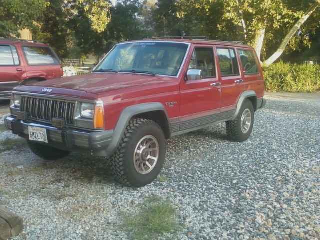 My new to me xj-89-laredo.jpg