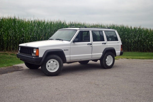 94 Cherokee Help me decide what paint to use on wheels White or Black-image-3678662719.jpg
