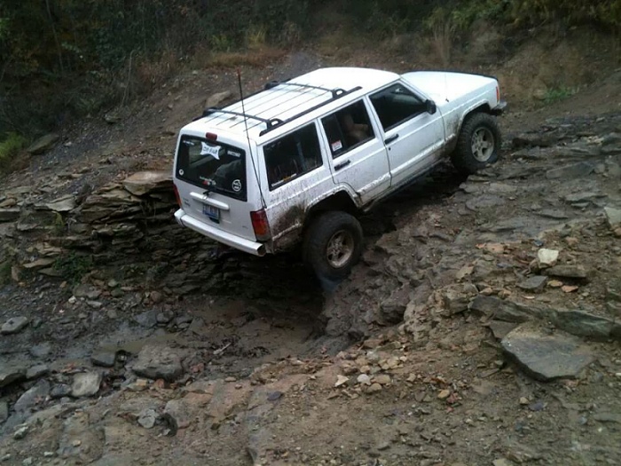 post the favorite picture of your jeep.-forumrunner_20131021_004152.jpg