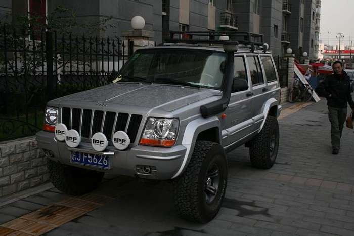 Cool xj on CL, Comander front clip.-chinajeep.jpg