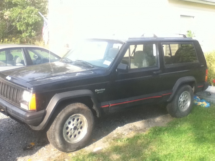 2 door cherokee club-image-1067546303.jpg