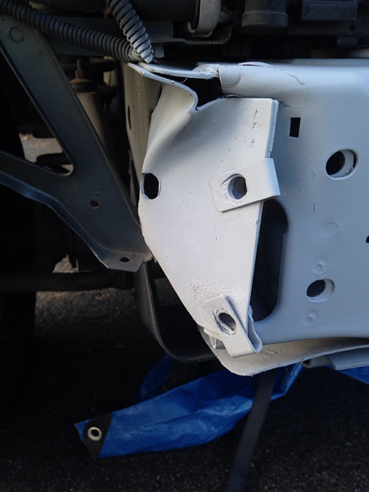 Mounting Points on Front of 99 XJ-image-3650320012.jpg
